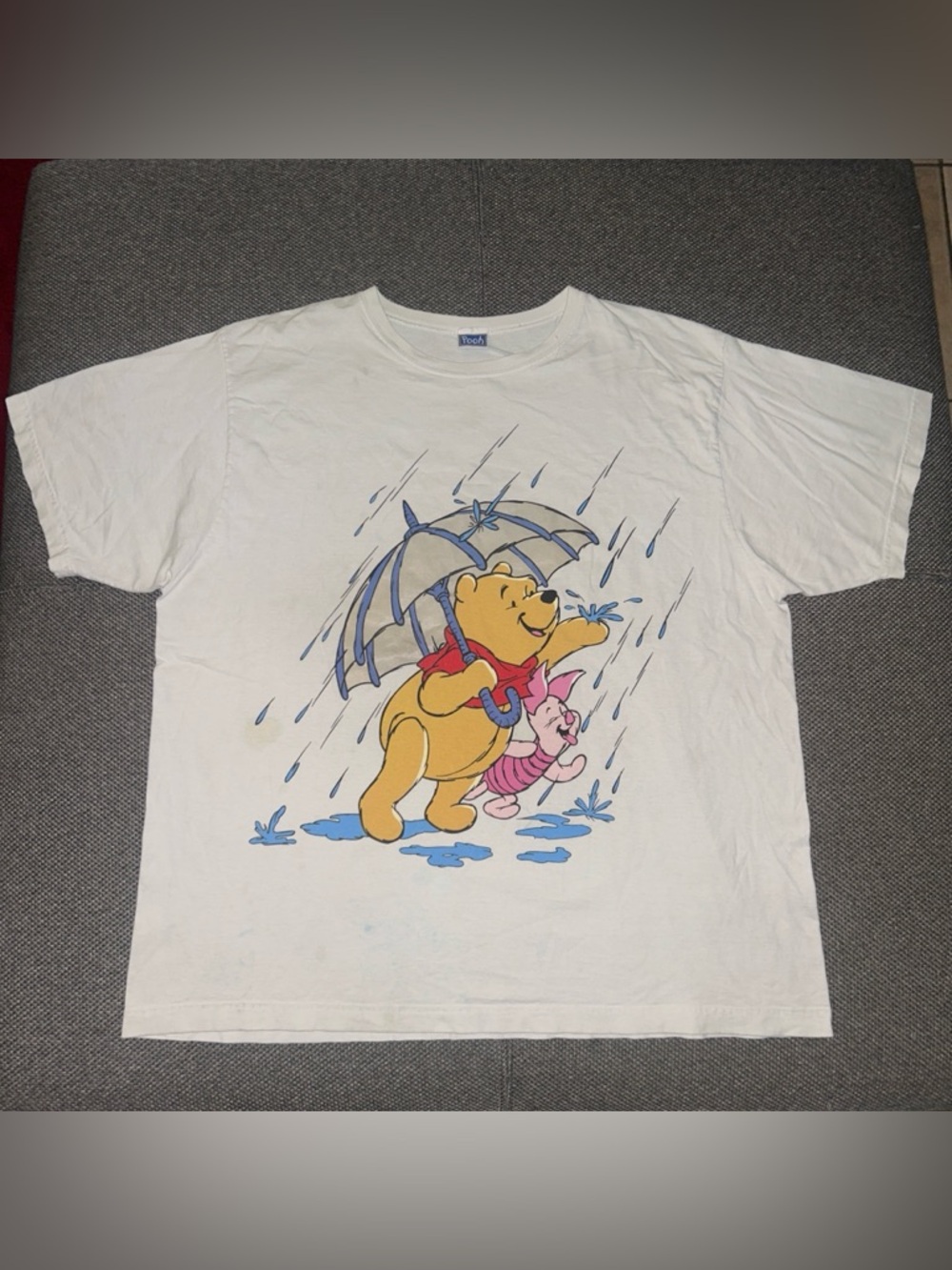 Rare 90s Winnie the Pooh & Piglet Rain Umbrella Tee - White